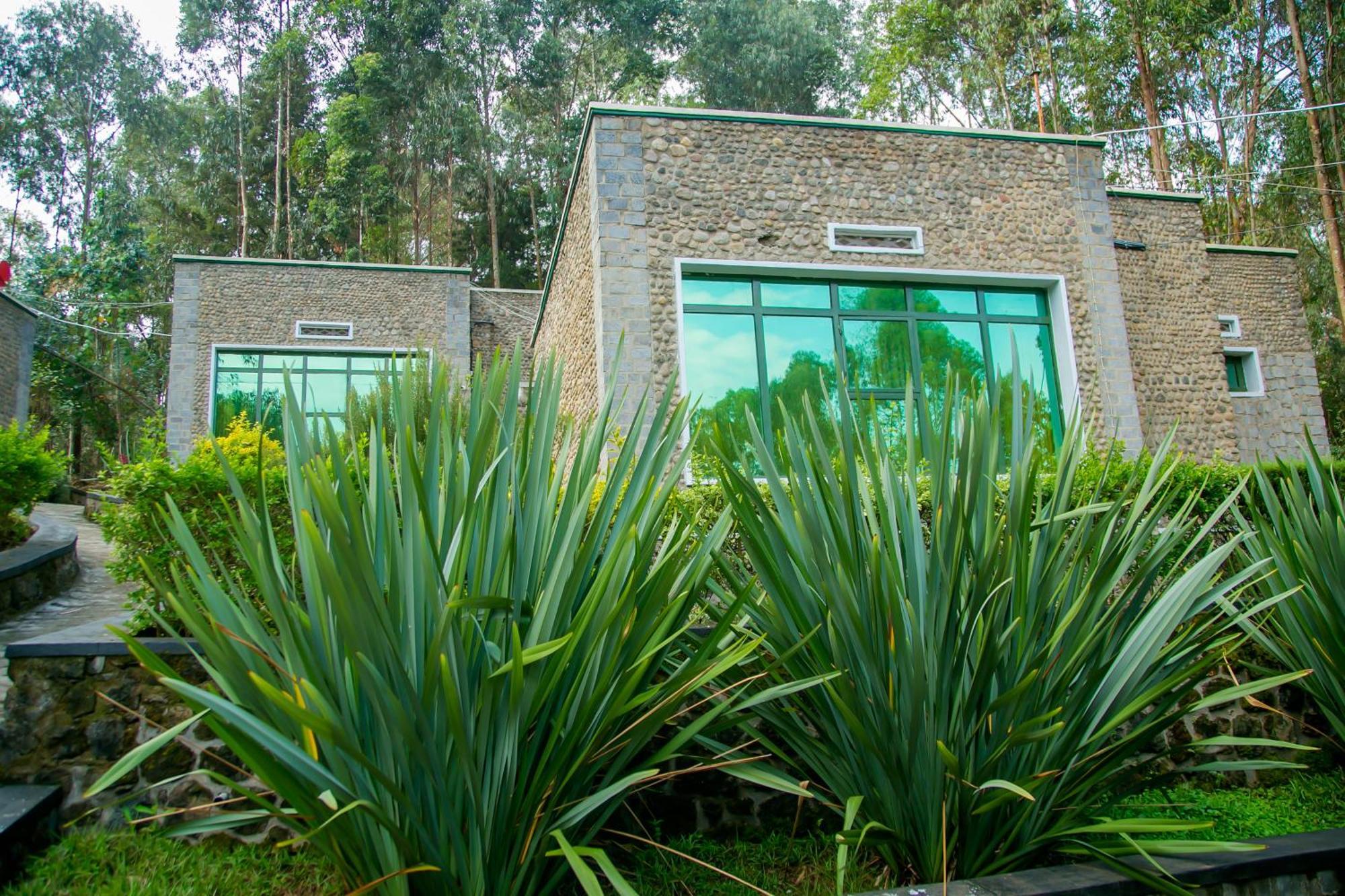 Karisimbi Cave Resort Ruhengeri Exterior photo