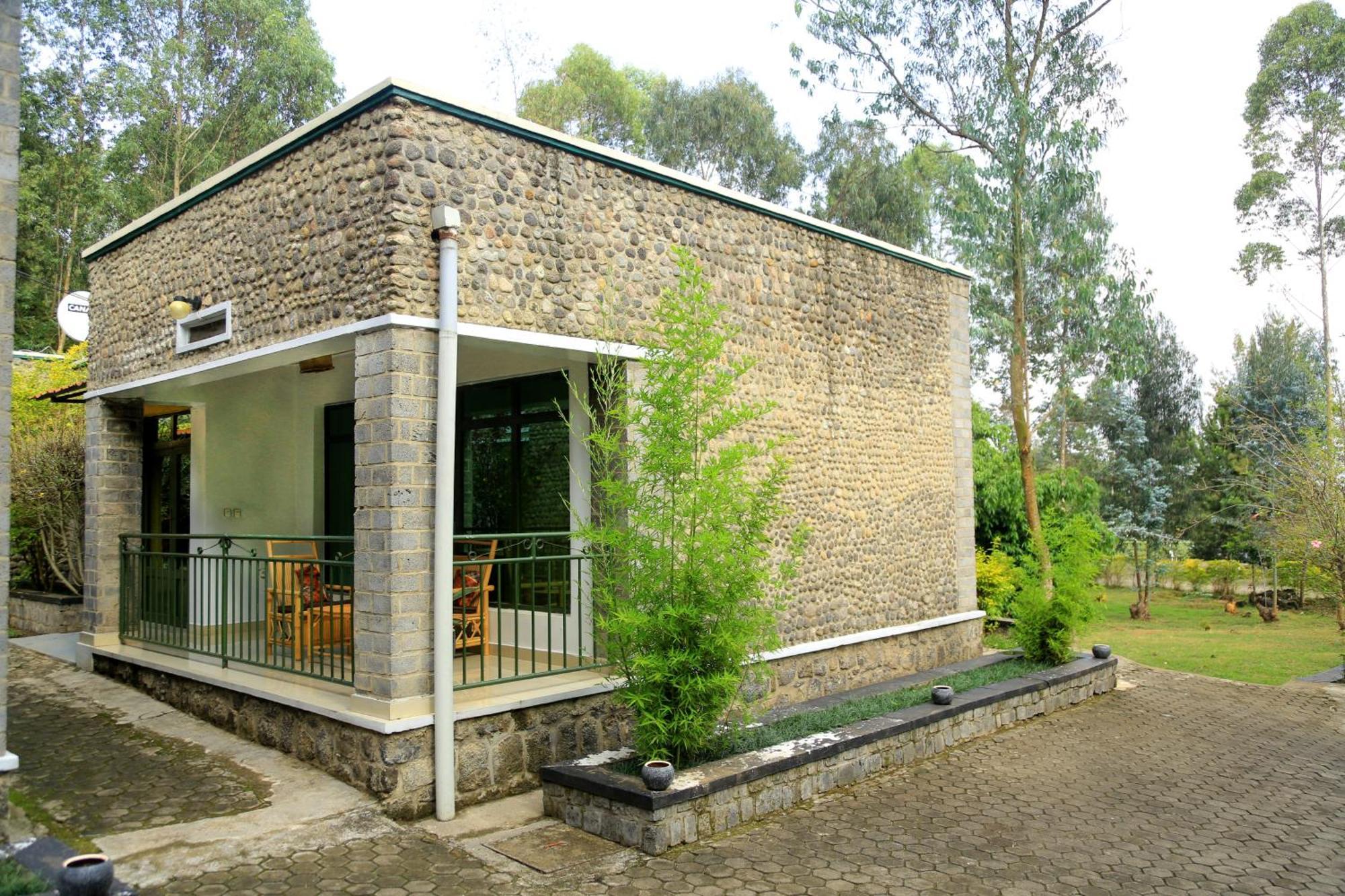 Karisimbi Cave Resort Ruhengeri Exterior photo